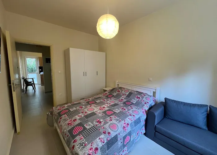 Cozy Apartment In Treis Gefires