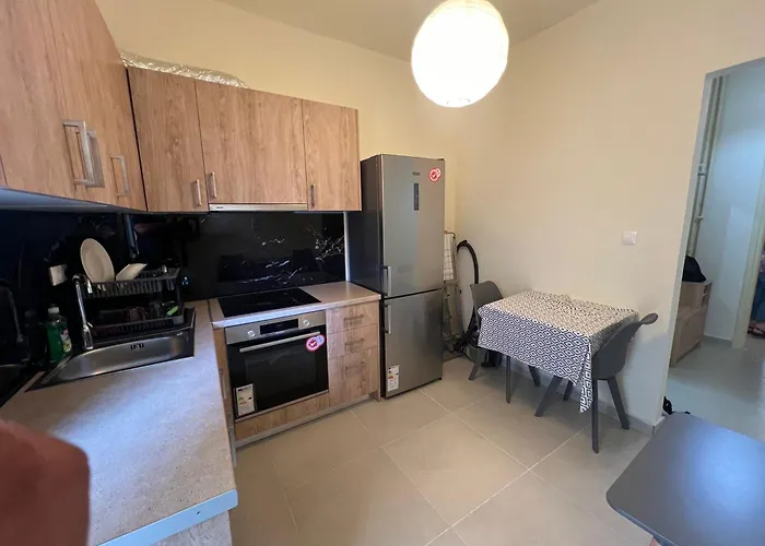Cozy Apartment In Treis Gefires